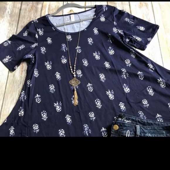LuLaRoe Tops - Lularoe Perfect t pineapple